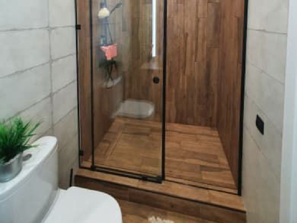 Душевые перегородки из стекла